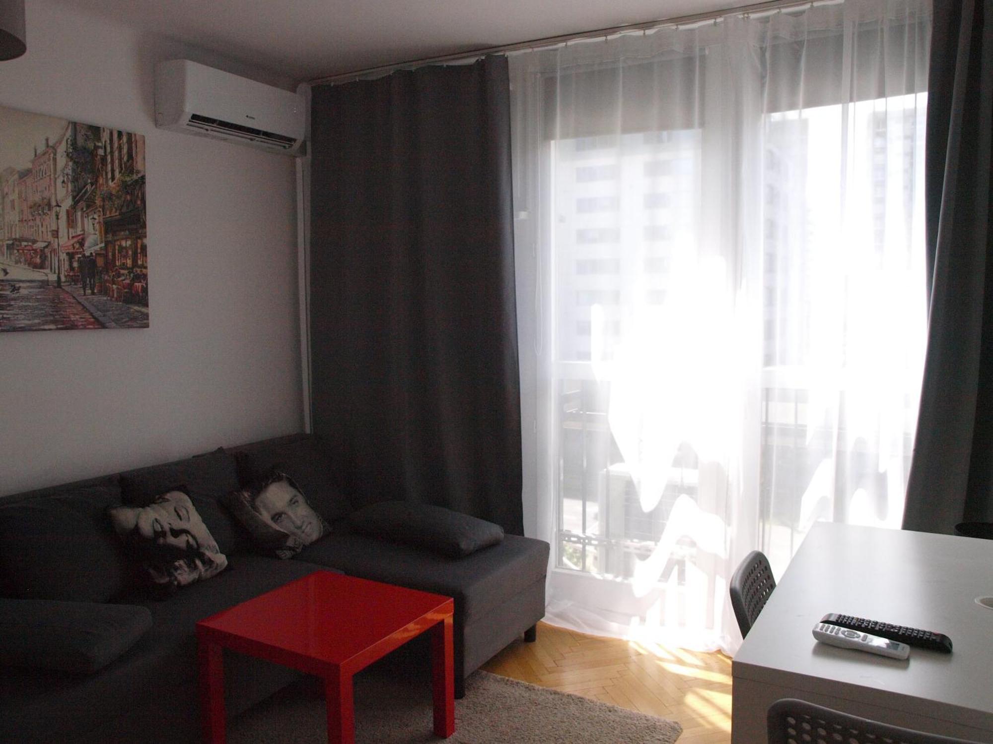 Apartament Rondo Onz Варшава Екстериор снимка