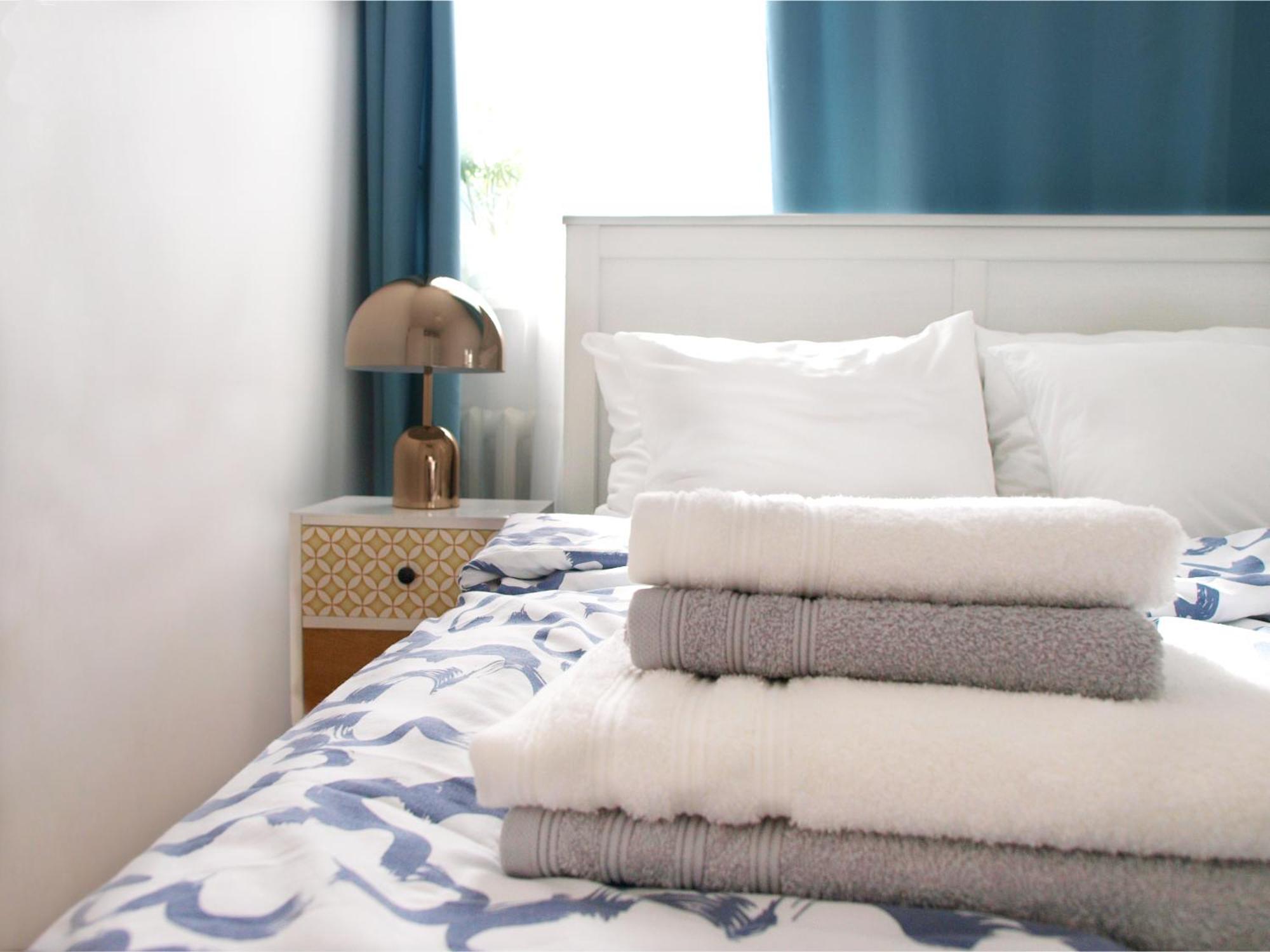 Apartament Rondo Onz Варшава Екстериор снимка